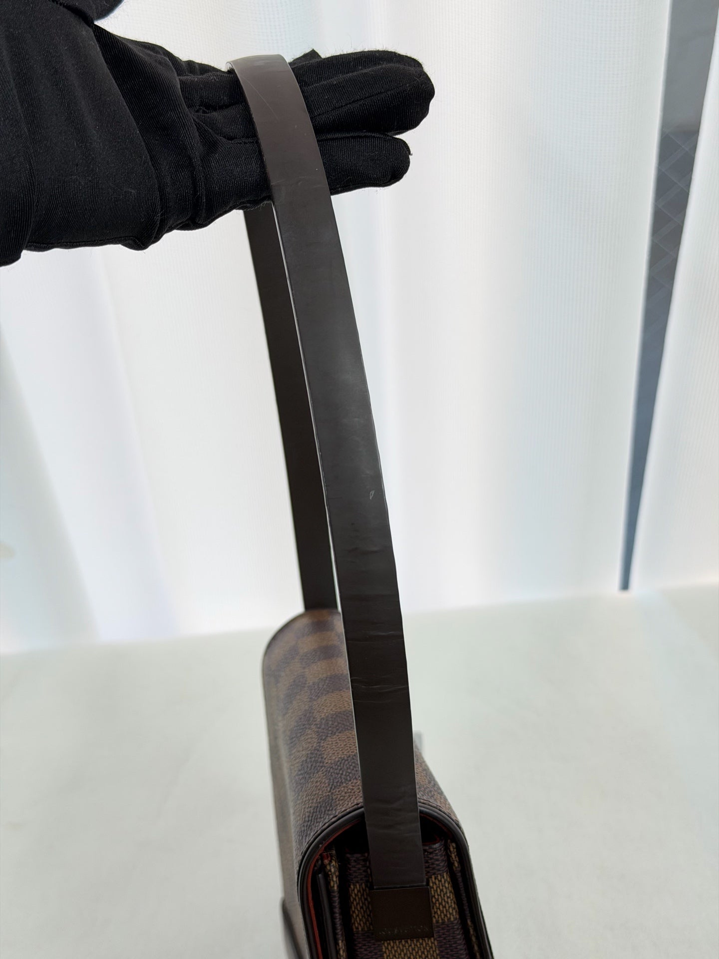 LOUIS VUITTON Damier Handbag