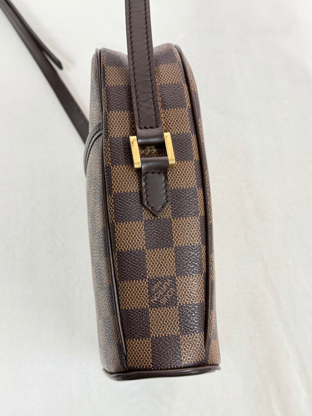 LOUIS VUITTON Damier Shoulderbag