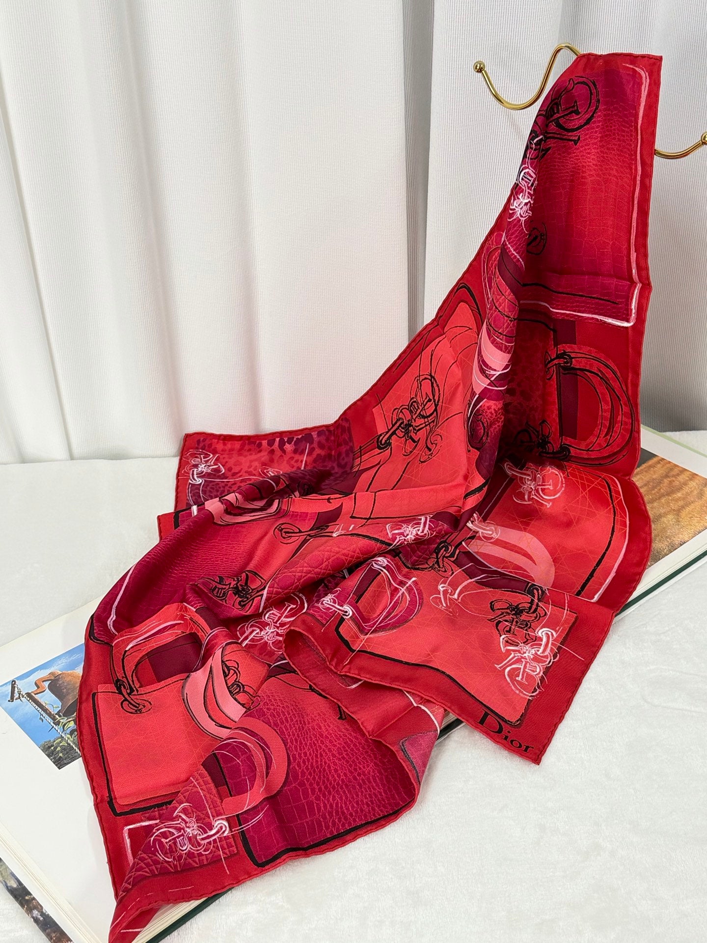 CHRISTIAN DIOR Scarlet Scarf