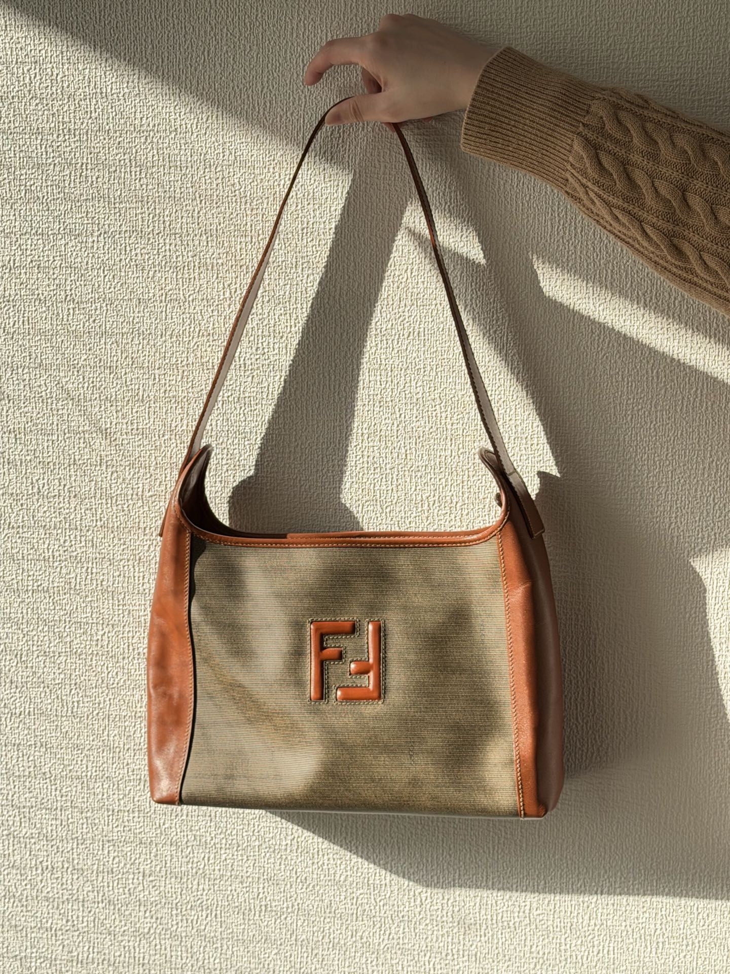 FENDI  Double-F Logo Color-blocked Leather Handbag