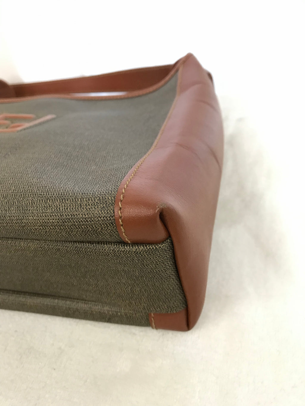 FENDI  Double-F Logo Color-blocked Leather Handbag