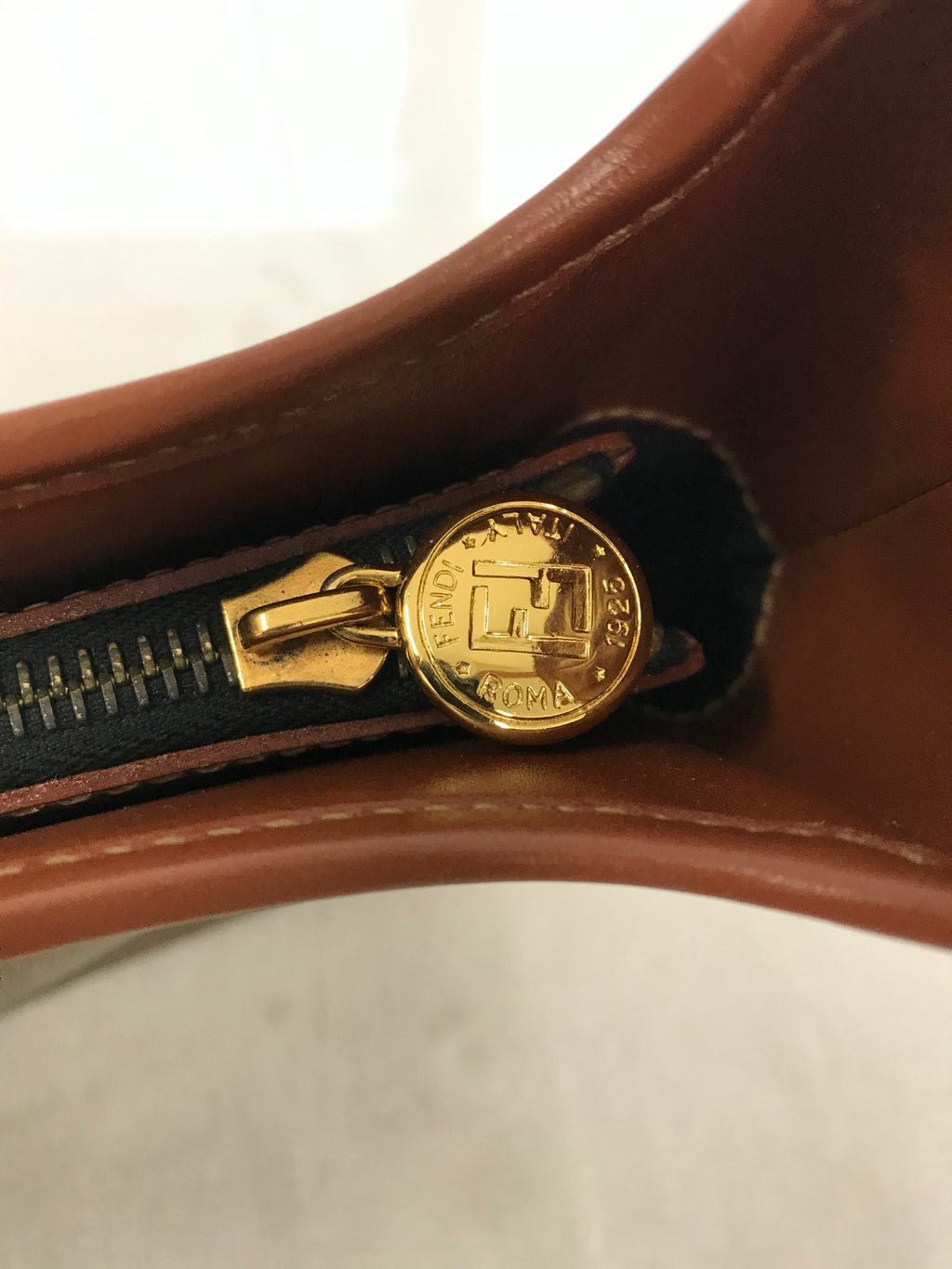 FENDI  Double-F Logo Color-blocked Leather Handbag