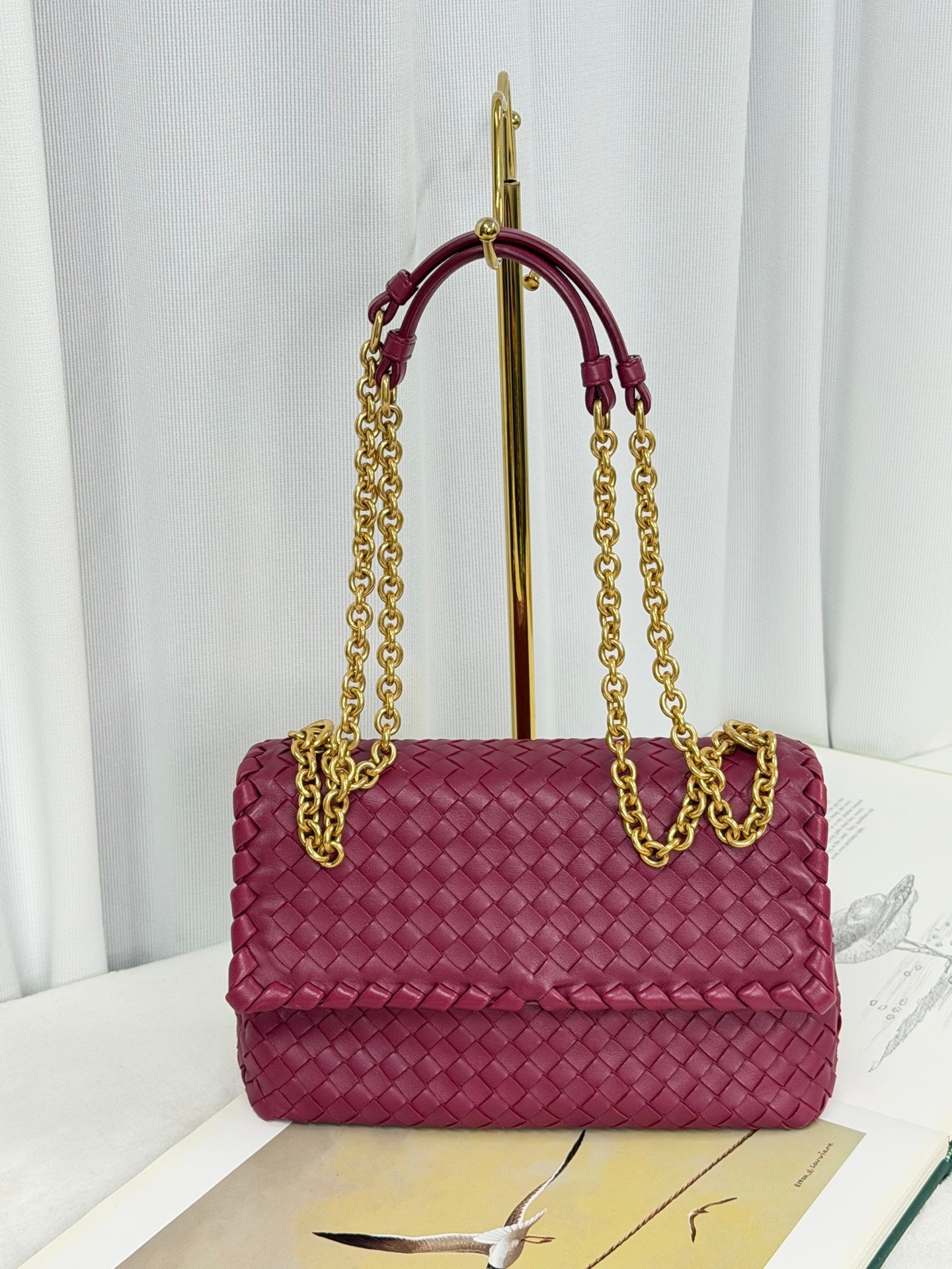 BOTTEGA VENETA Intrecciato Leather Chainbag