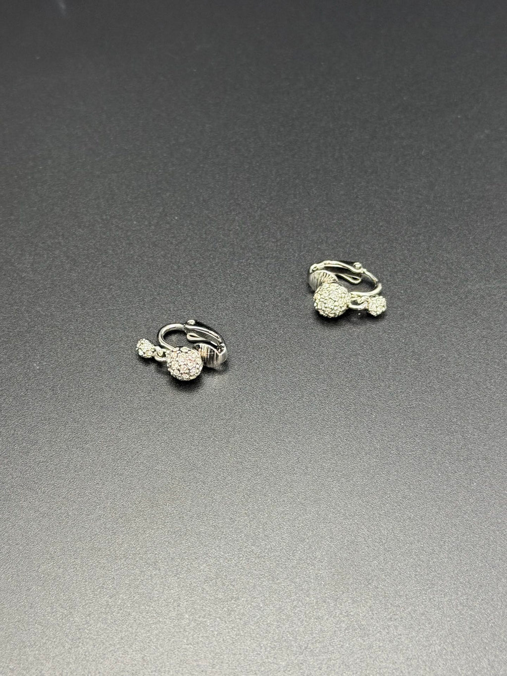 CHRISTIAN DIOR Rheinstone Earring Clips