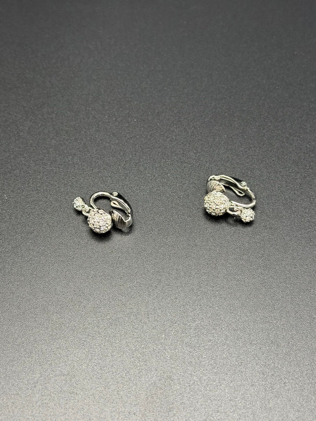 CHRISTIAN DIOR Rheinstone Earring Clips