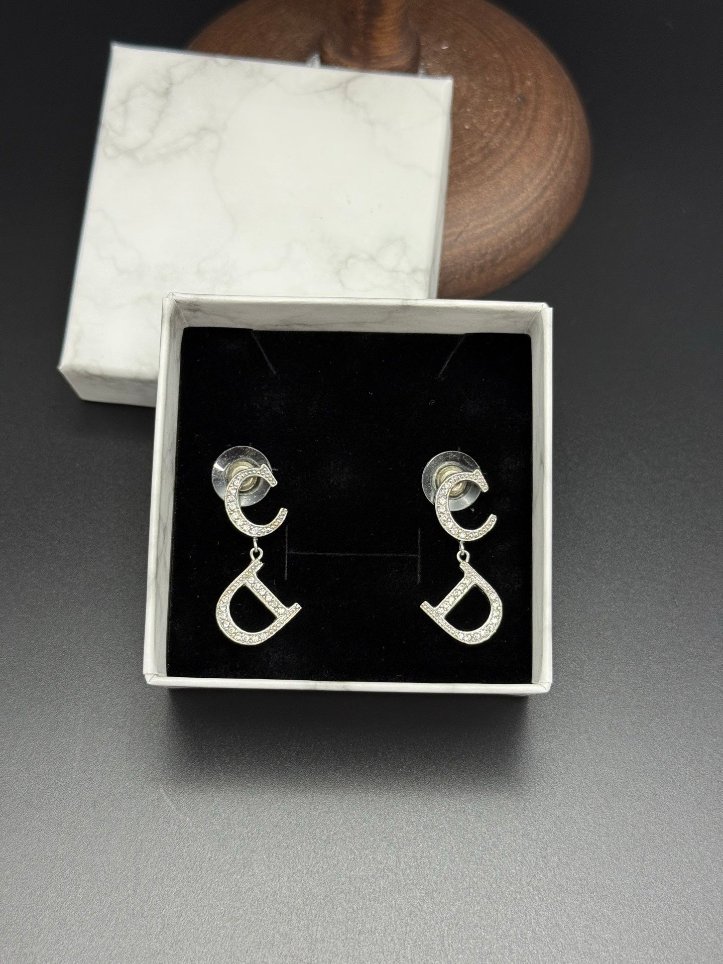 CHRISTIAN DIOR  CD Logo Earring