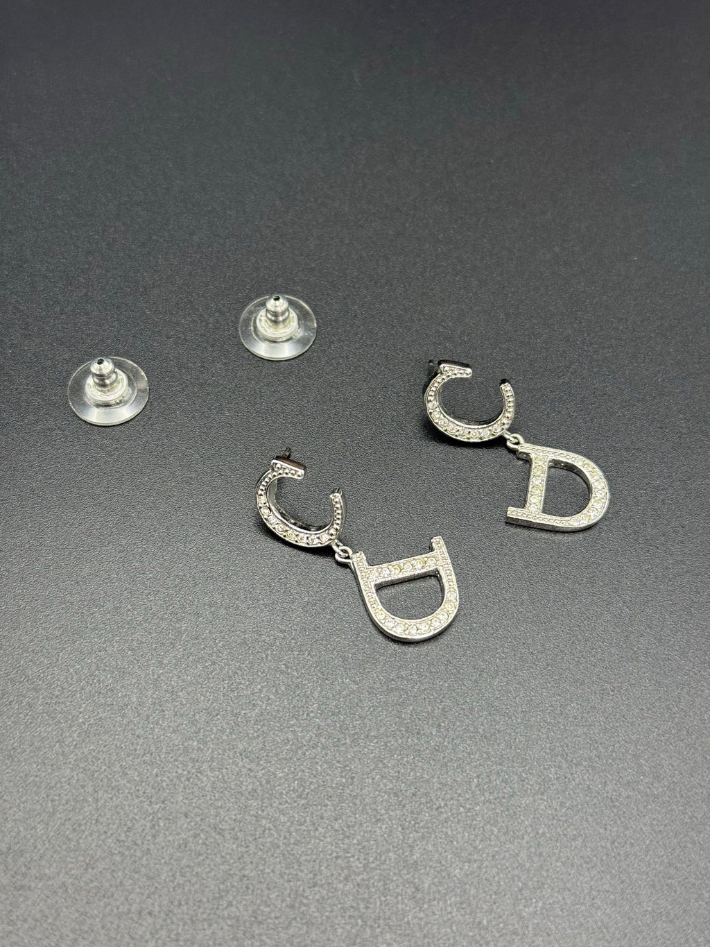 CHRISTIAN DIOR  CD Logo Earring