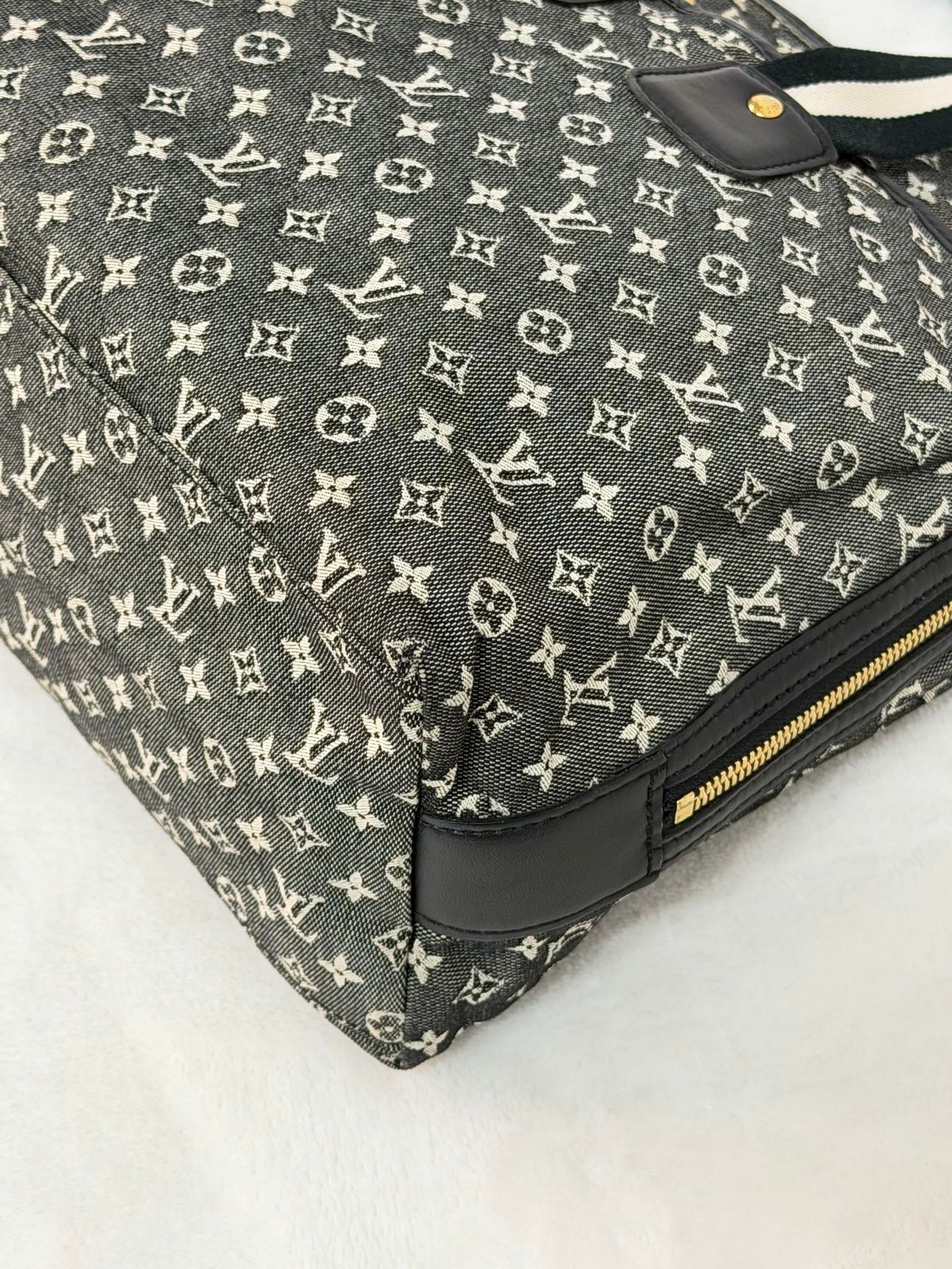 LOUIS VUITTON Denim Monogram Handbag