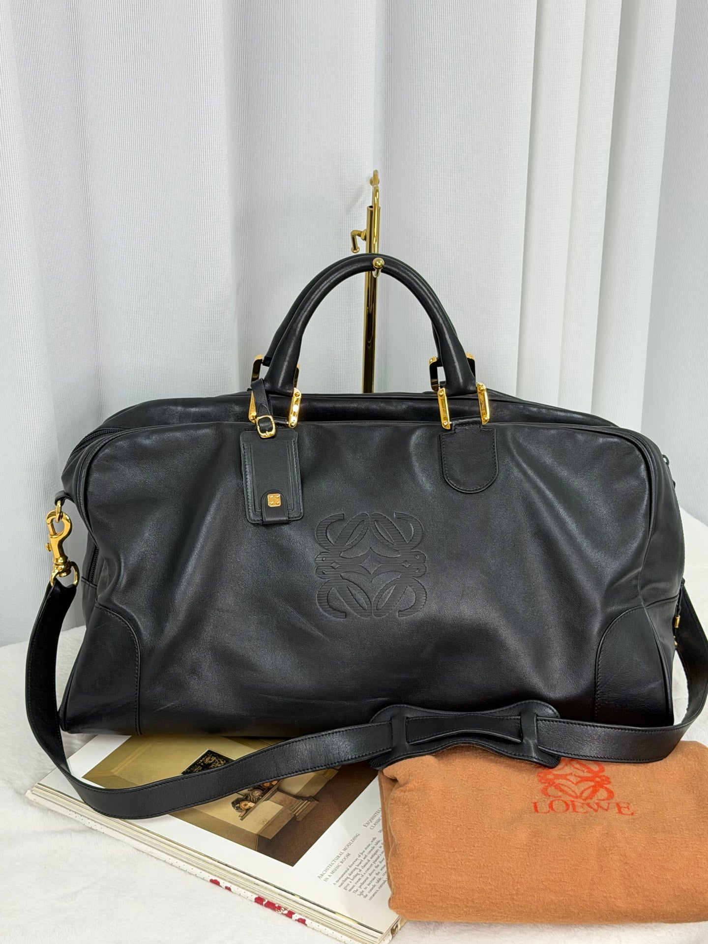 LOEWE Genuine Travelbag