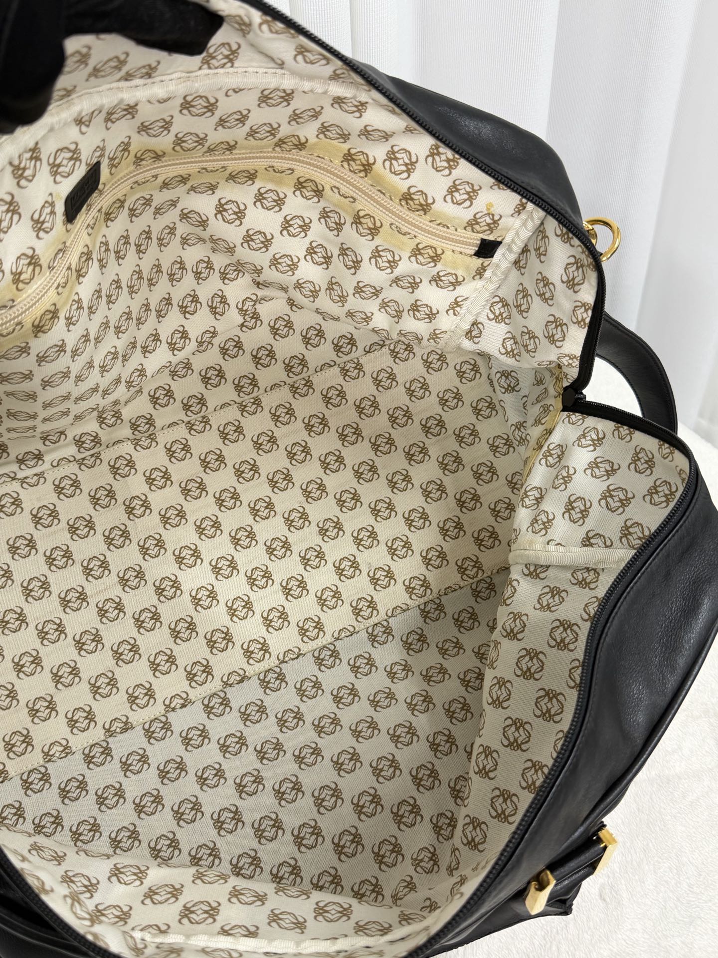 LOEWE Genuine Travelbag