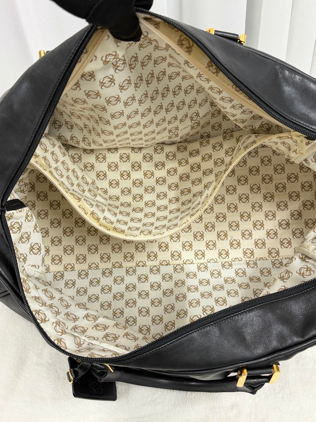 LOEWE Genuine Travelbag