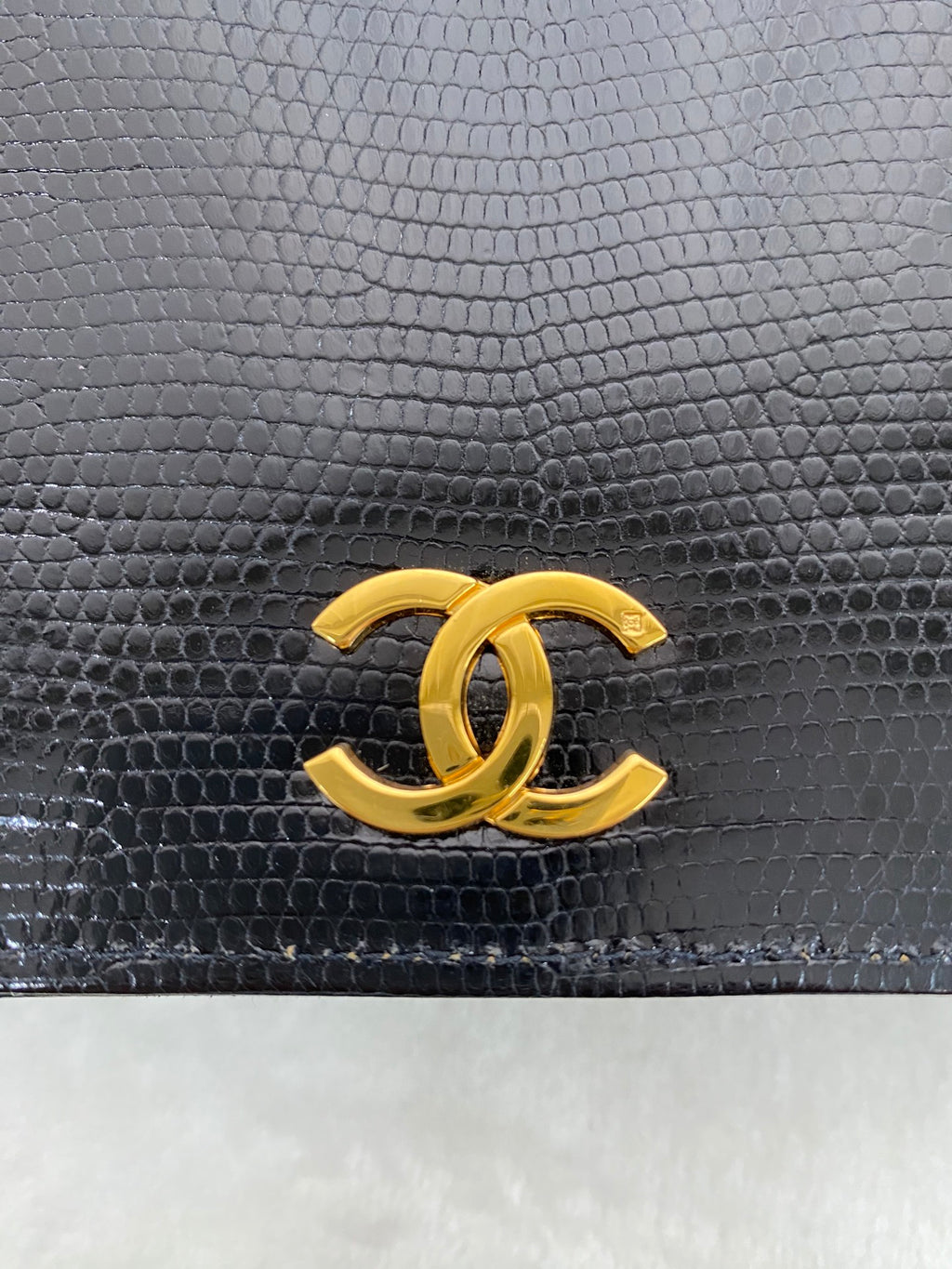 CHANEL Coco-Mark Lizzard Leather Shoulderbag
