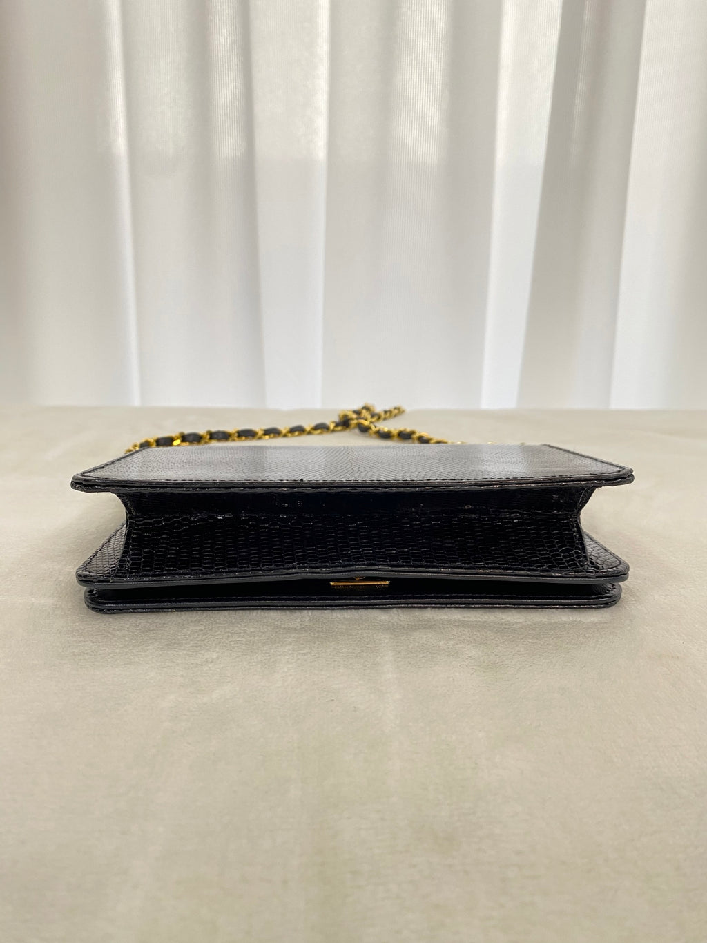CHANEL Coco-Mark Lizzard Leather Shoulderbag