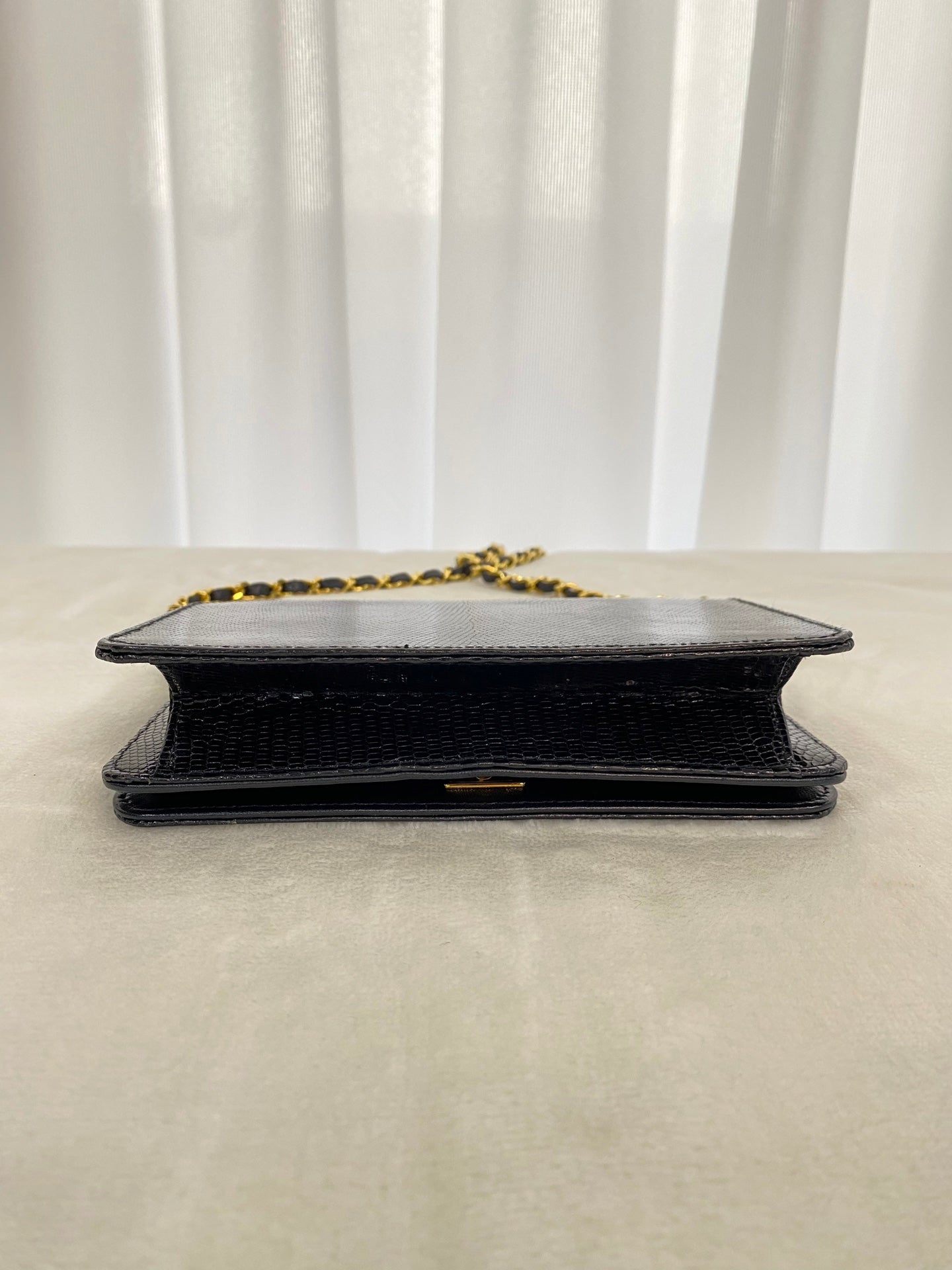 CHANEL Coco-Mark Lizzard Leather Shoulderbag