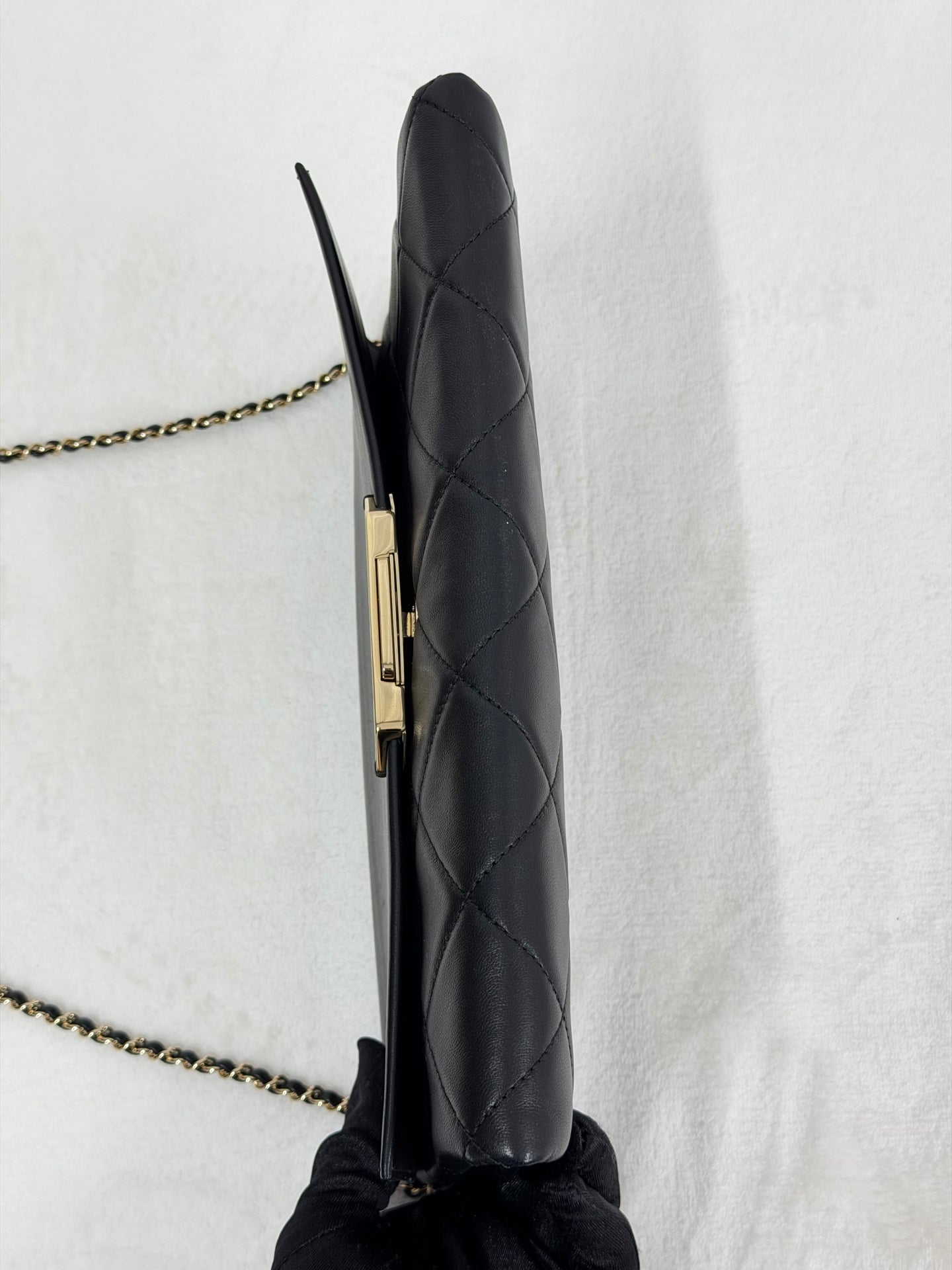 CHANEL Lambskin Enamel Logo Plate Clutch with Chain