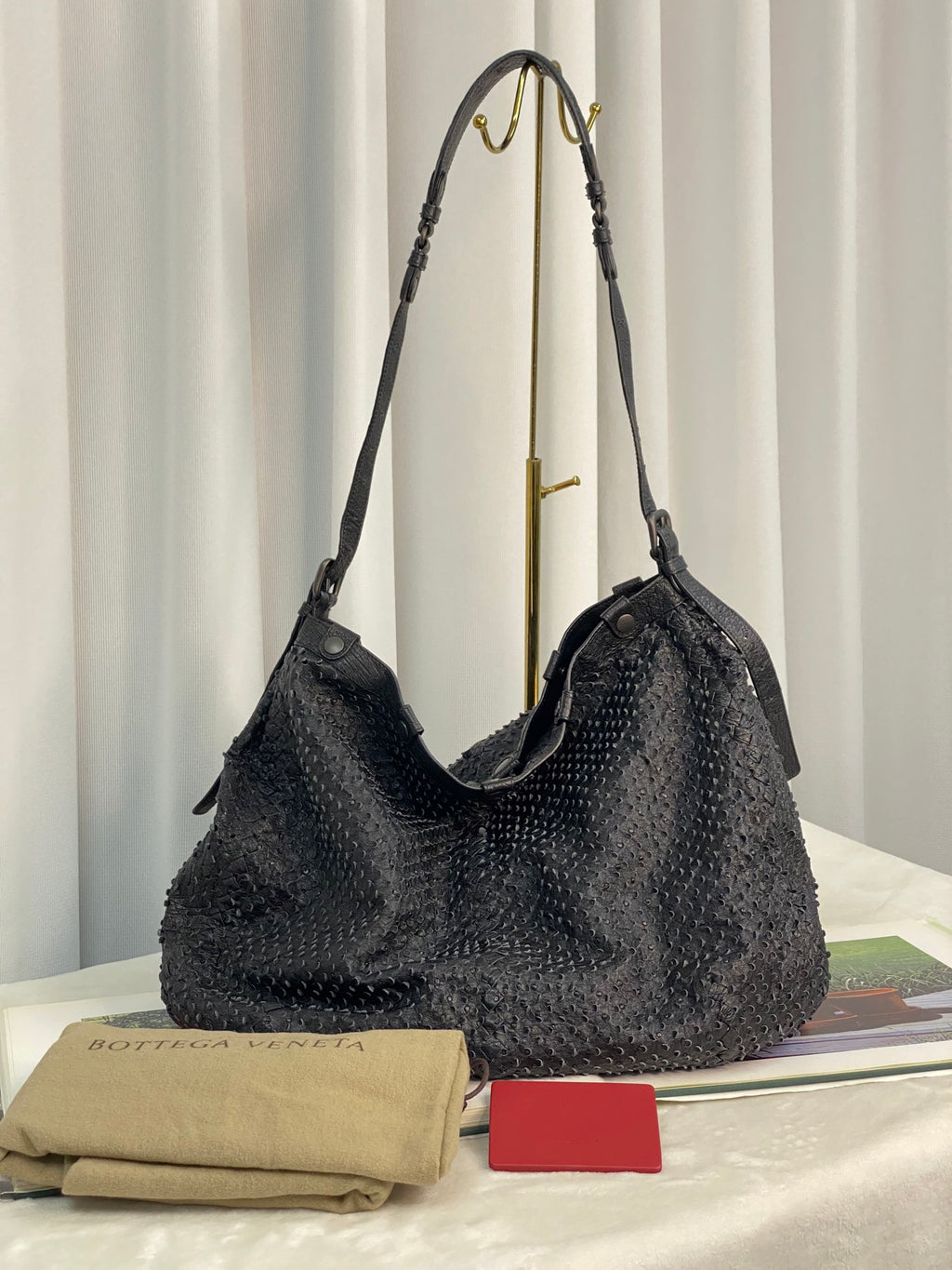 BOTTEGA VENETA  Intrecciato Shoudlerbag
