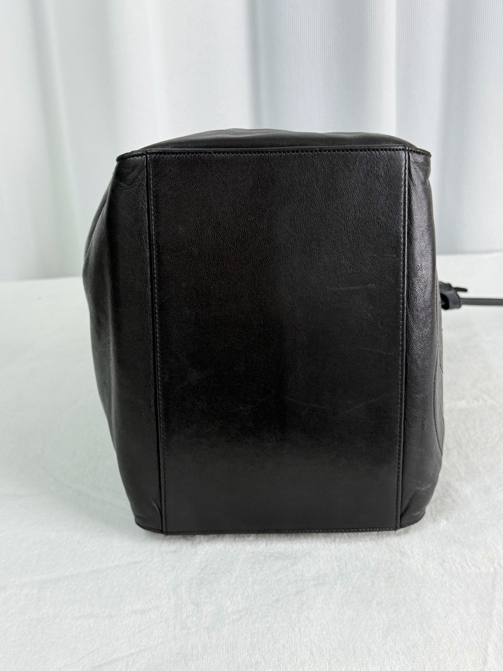 CHANEL Genuine Bucket Shoulderbag