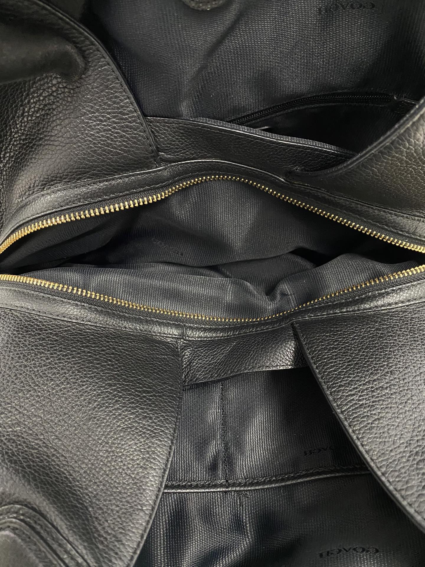 COACH Cavier Hobo Shoulderbag