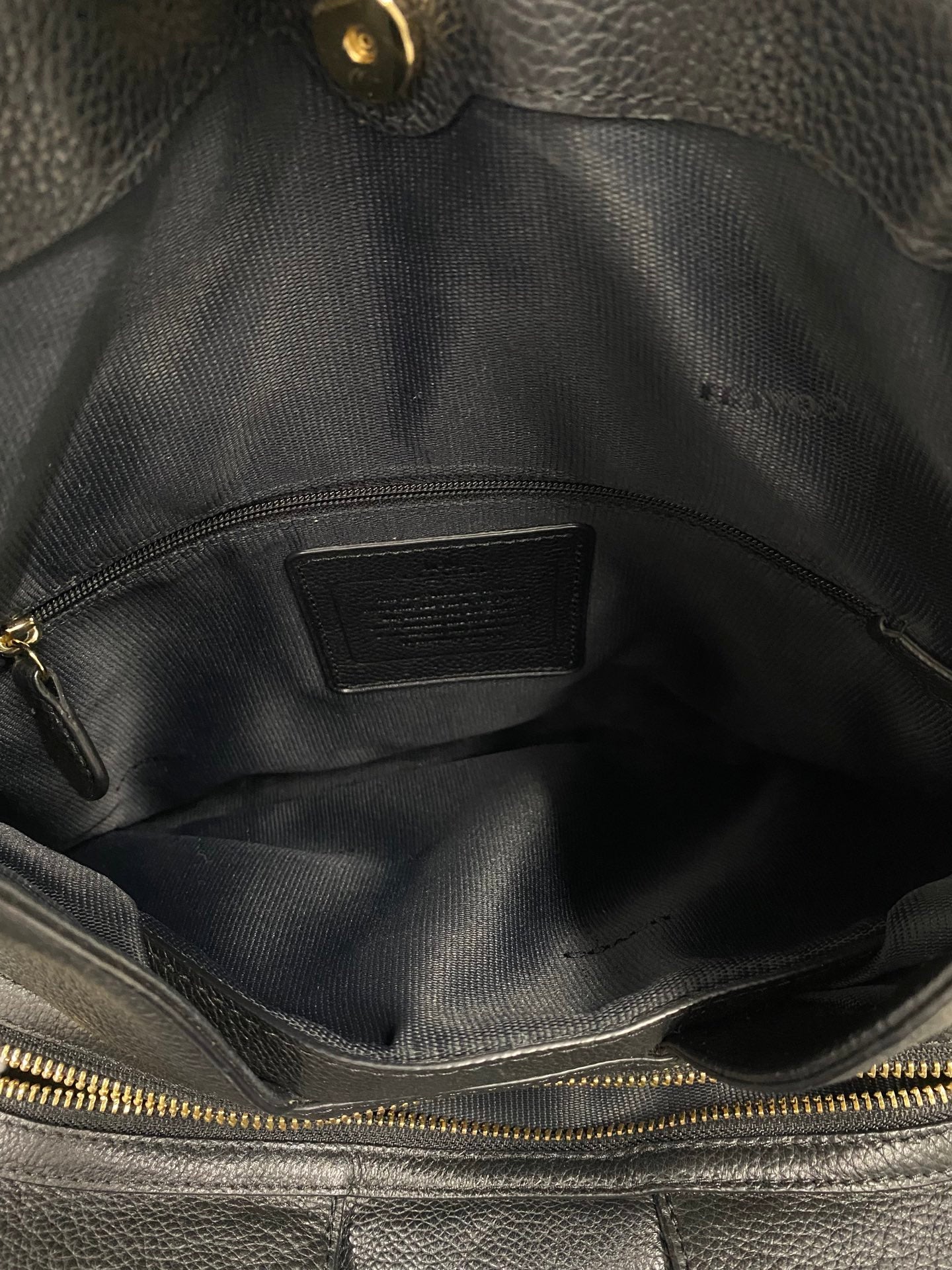 COACH Cavier Hobo Shoulderbag