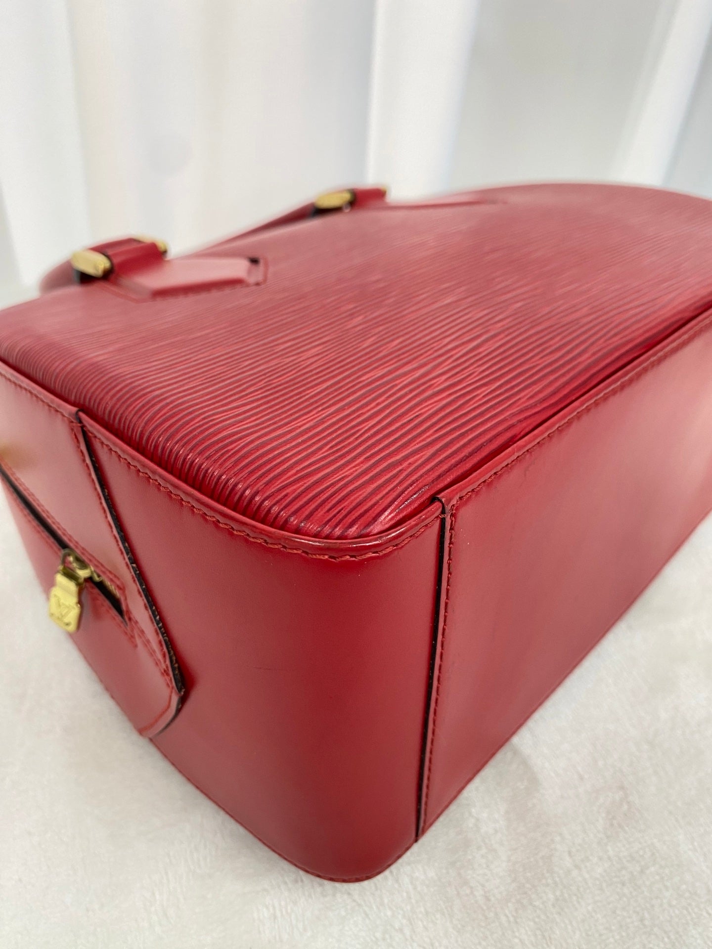 LOUIS VUITTON Epi Handbag