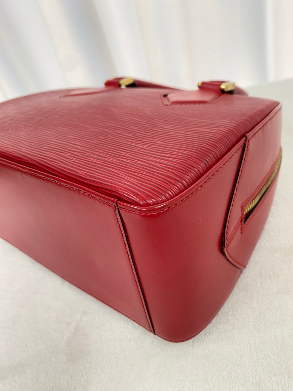 LOUIS VUITTON Epi Handbag