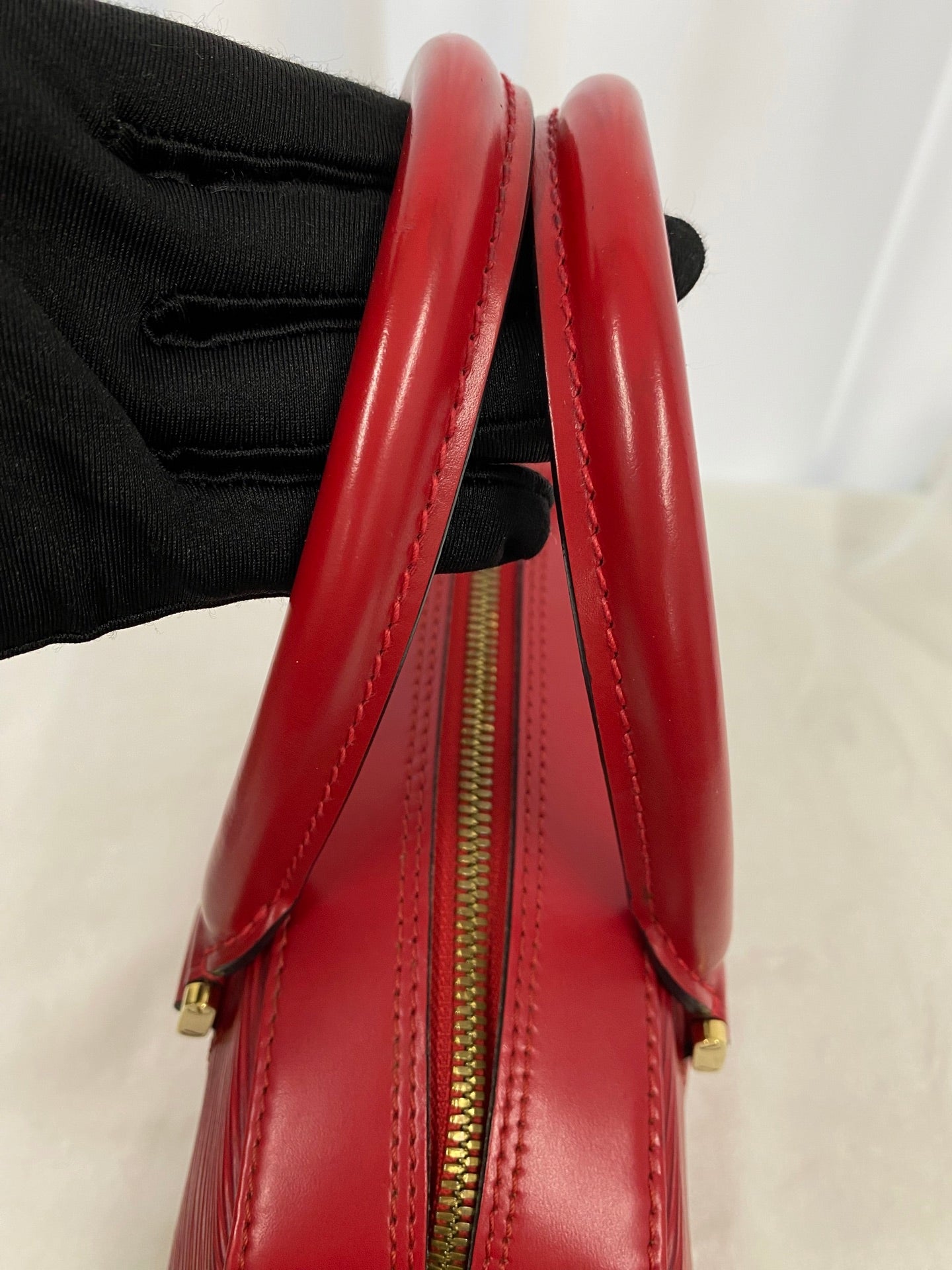 LOUIS VUITTON Epi Handbag