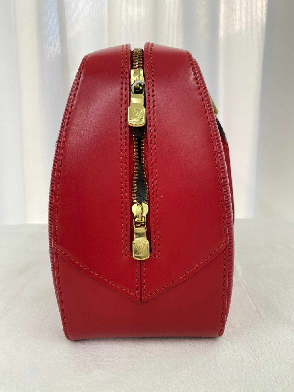LOUIS VUITTON Epi Handbag