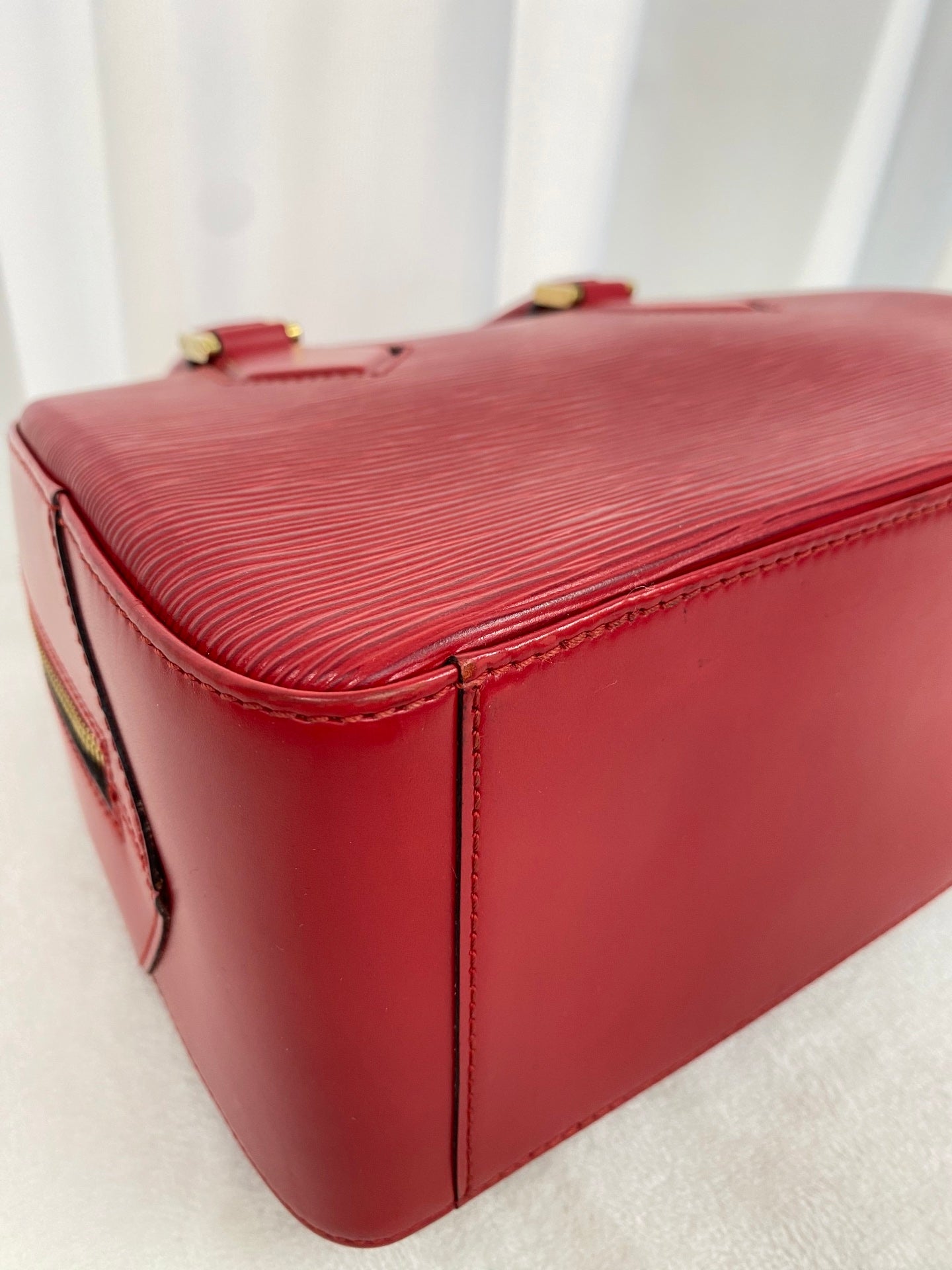 LOUIS VUITTON Epi Handbag