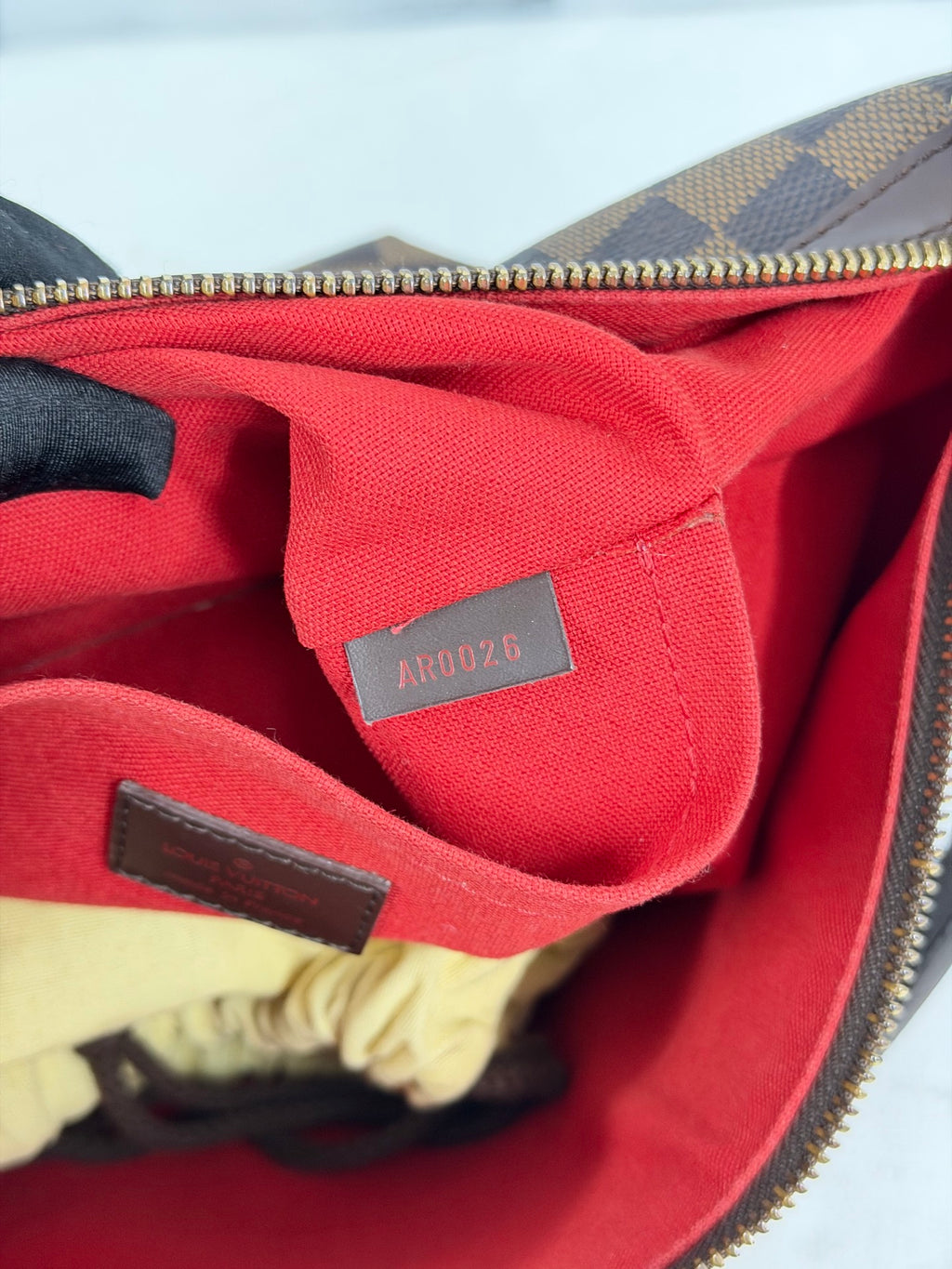 LOUIS VUITTON Damier Shoulderbag