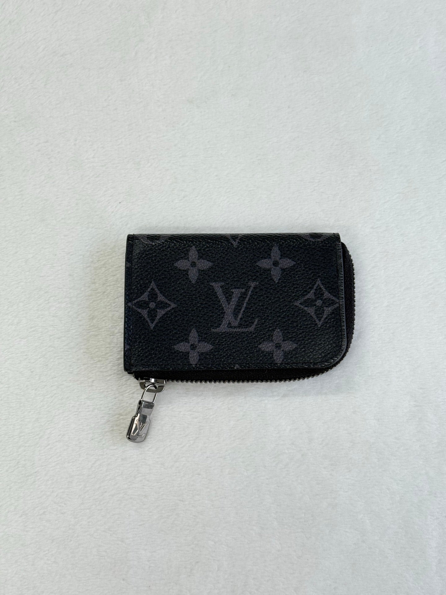 LOUIS VUITTON Monogram Purse