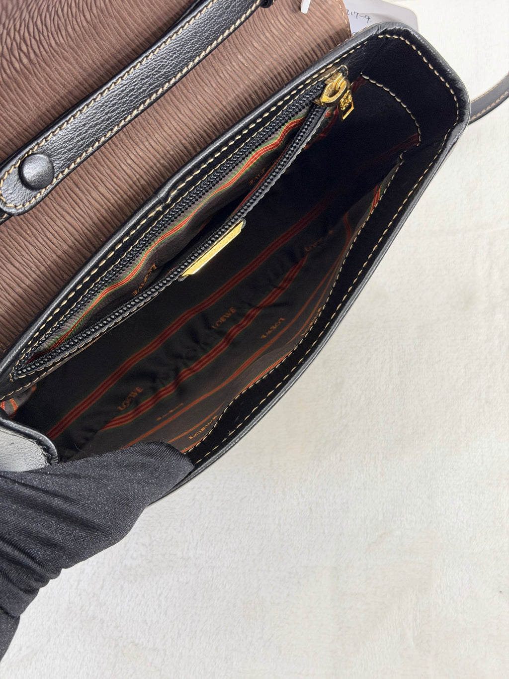LOEWE Velazquez Crossbody Shoulderbag