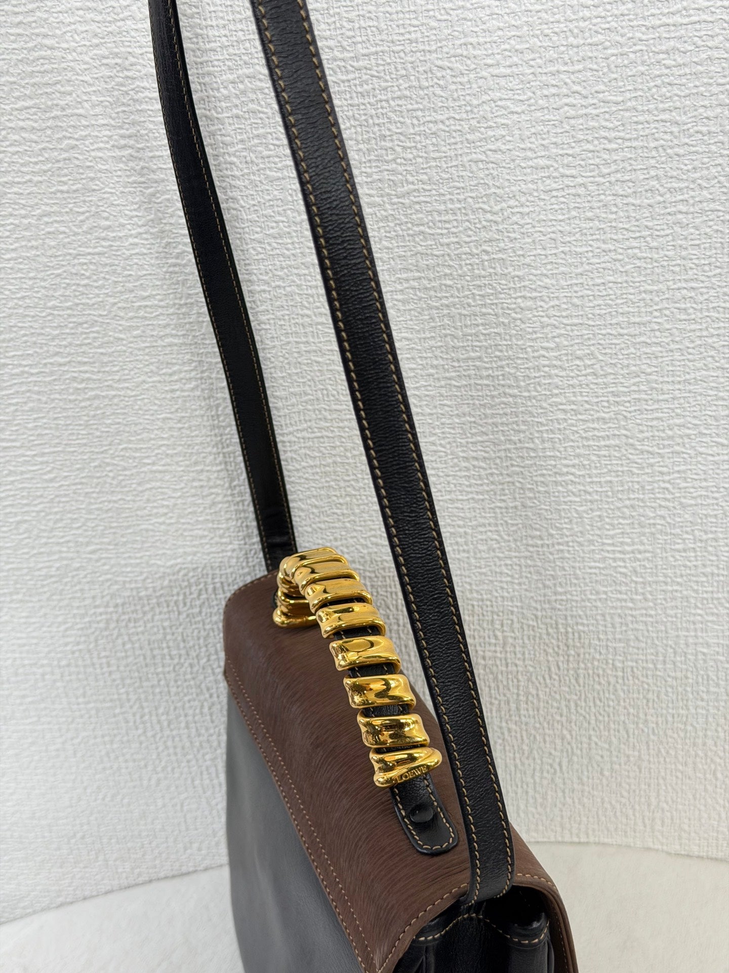 LOEWE Velazquez Crossbody Shoulderbag