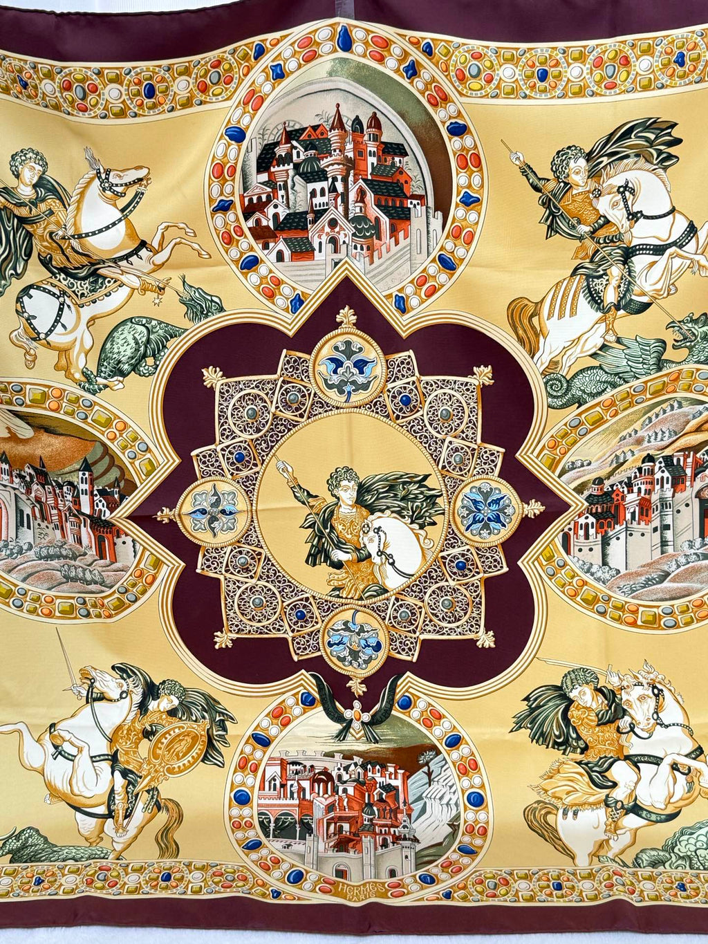 HERMES [le triomphe du paladin Silk Scarf