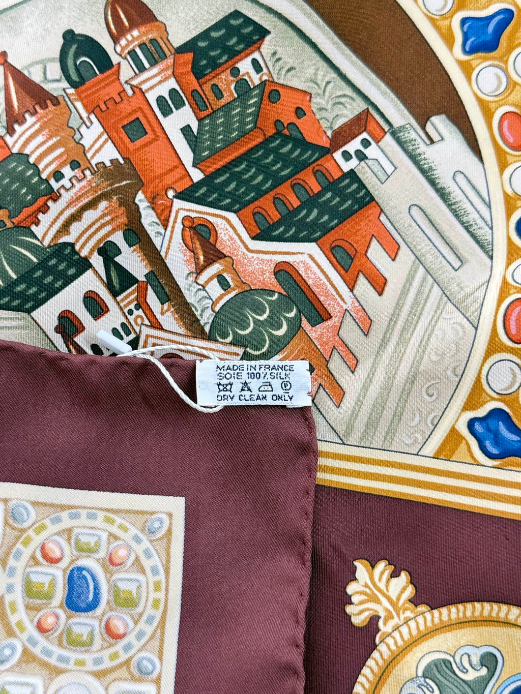 HERMES [le triomphe du paladin Silk Scarf