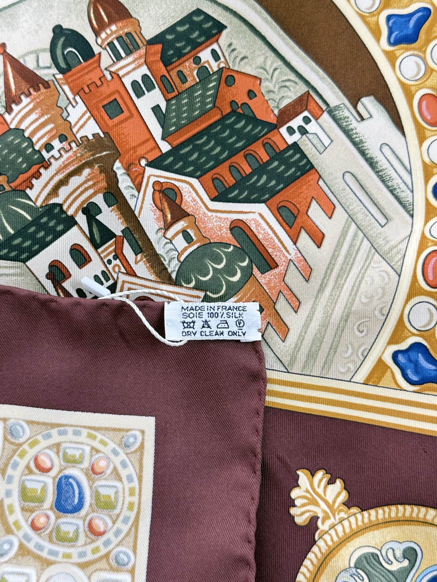 HERMES [le triomphe du paladin Silk Scarf