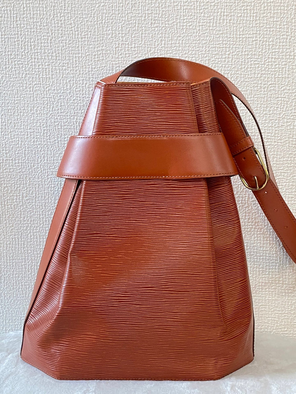LOUIS VUITTON Epi Bucket Shoulderbag