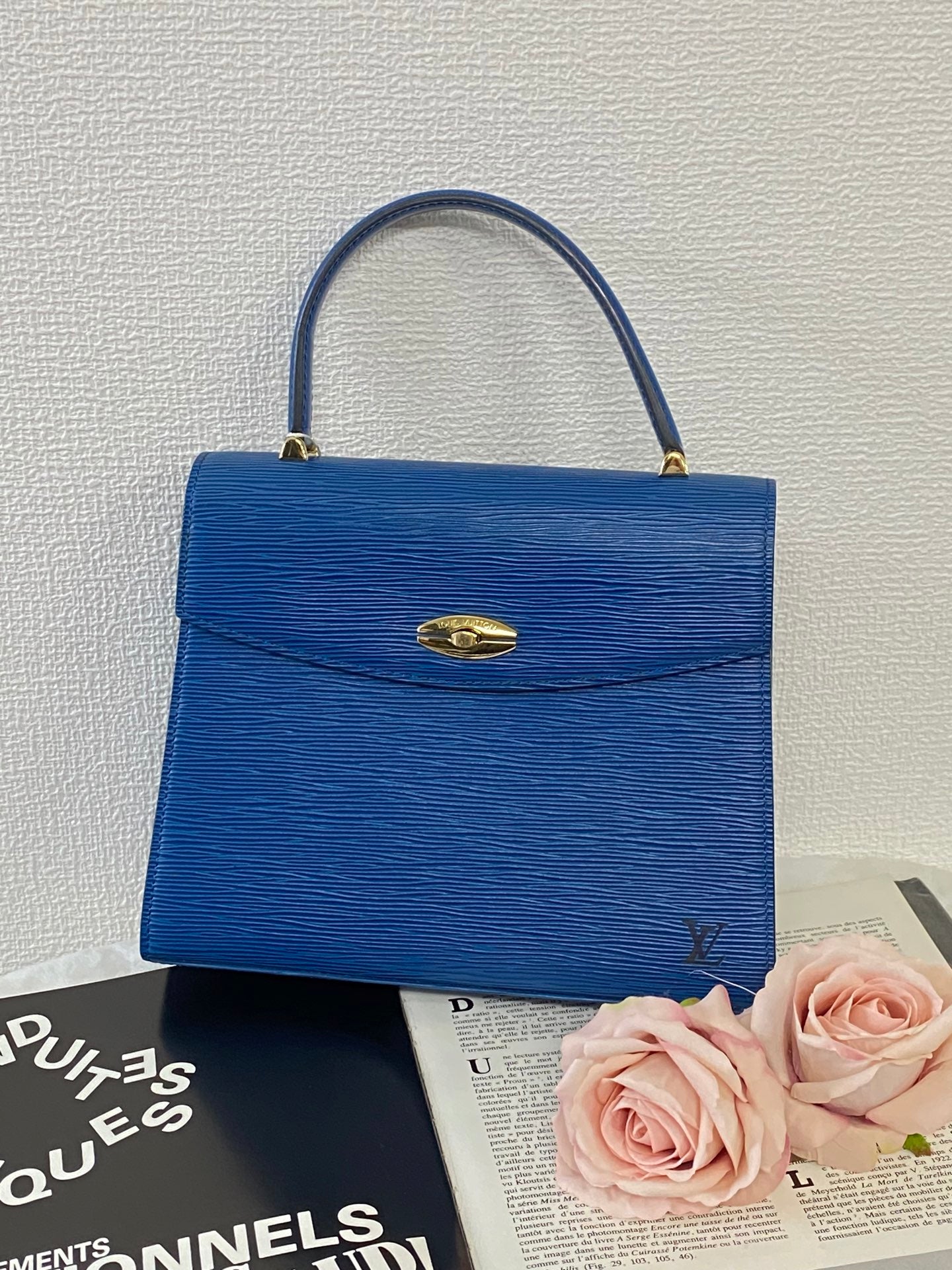 LOUIS VUITTON Epi Kelly Handbag