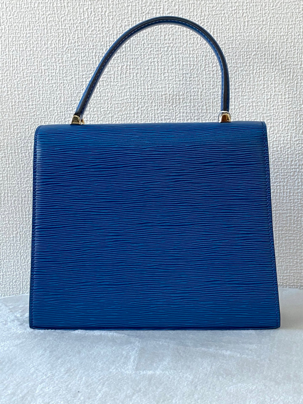 LOUIS VUITTON Epi Kelly Handbag