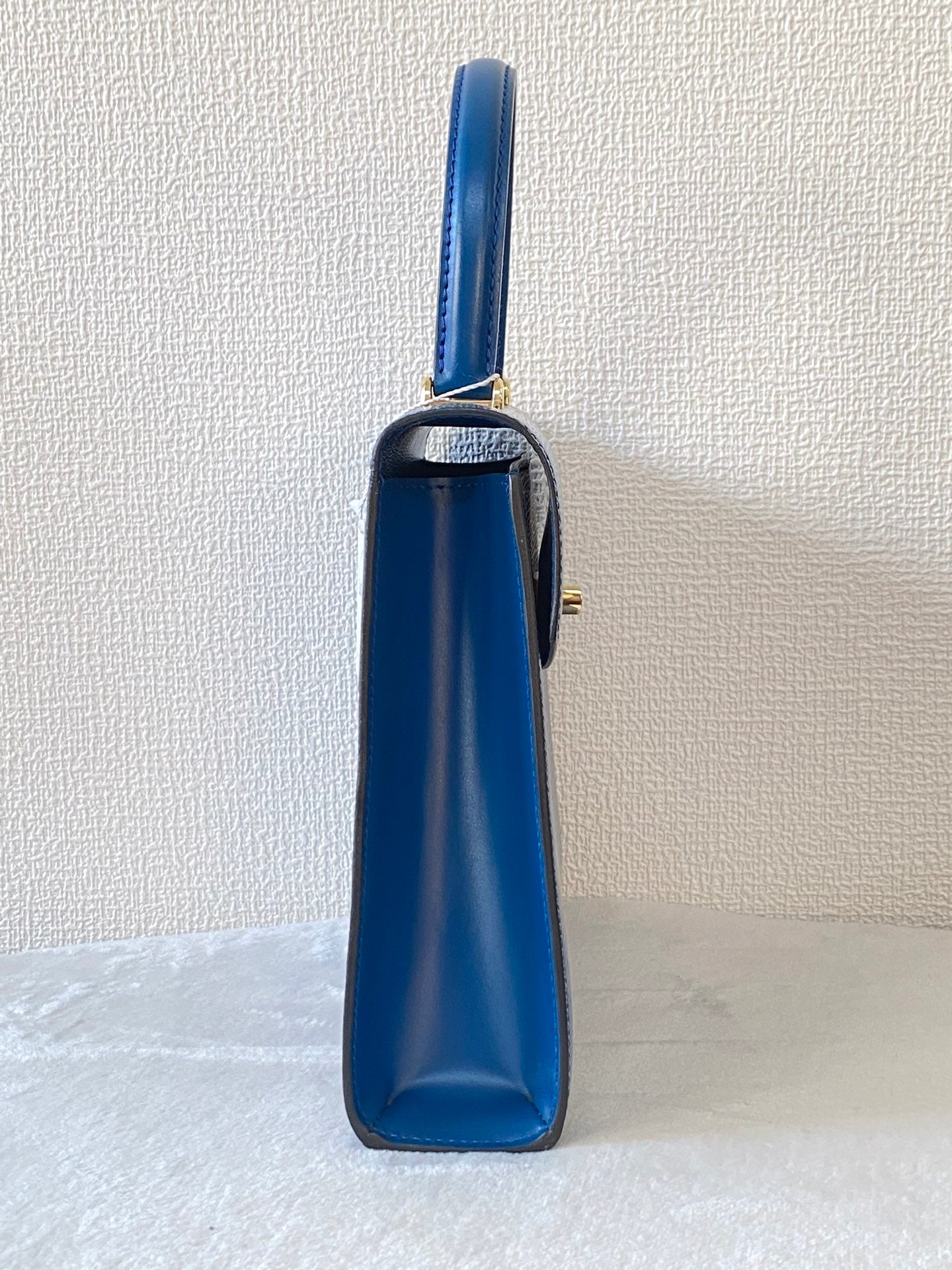 LOUIS VUITTON Epi Kelly Handbag