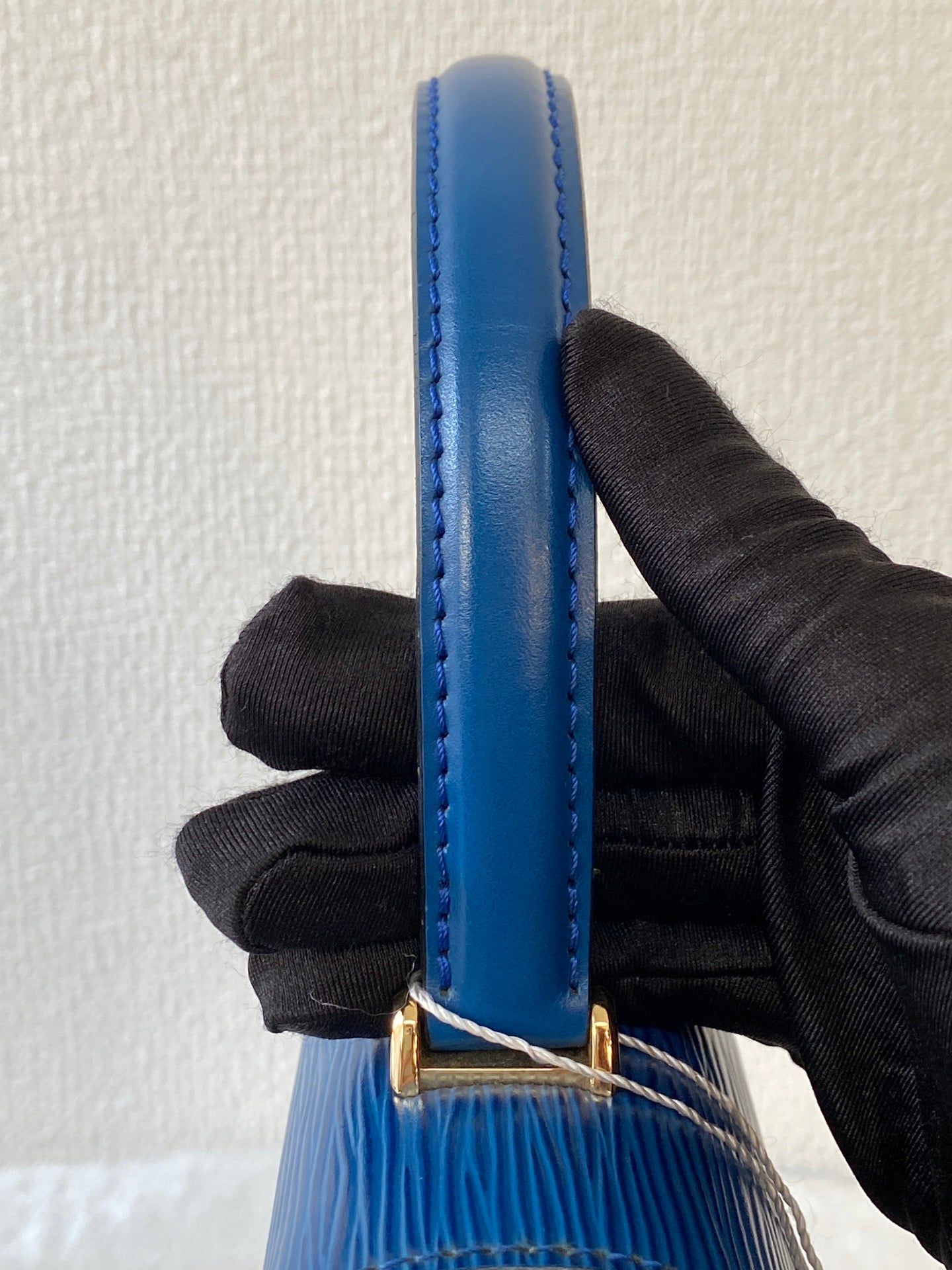 LOUIS VUITTON Epi Kelly Handbag