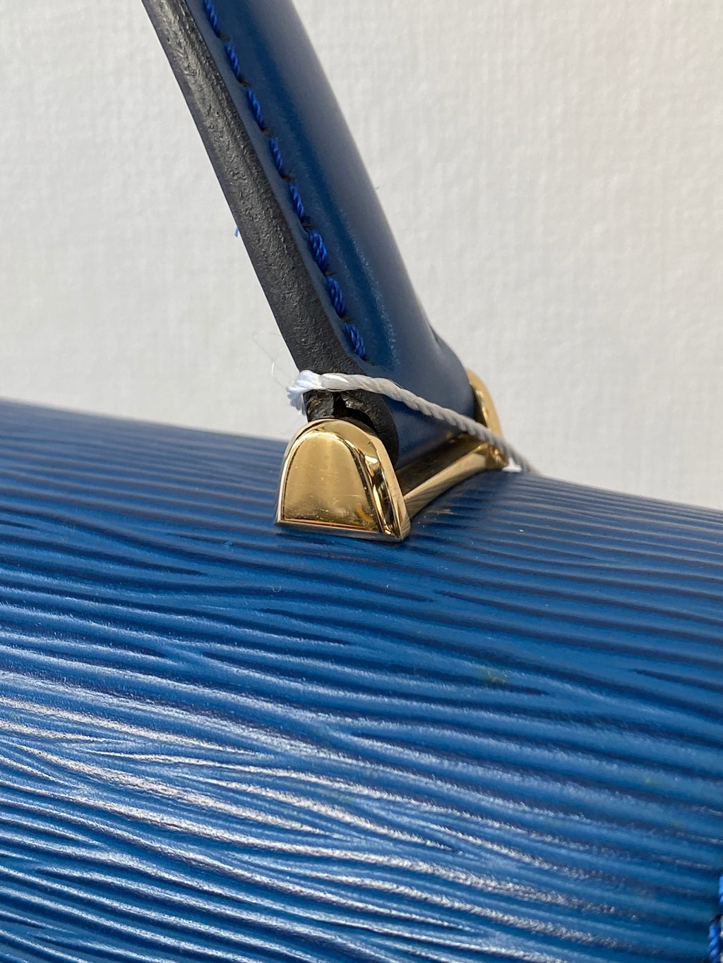 LOUIS VUITTON Epi Kelly Handbag