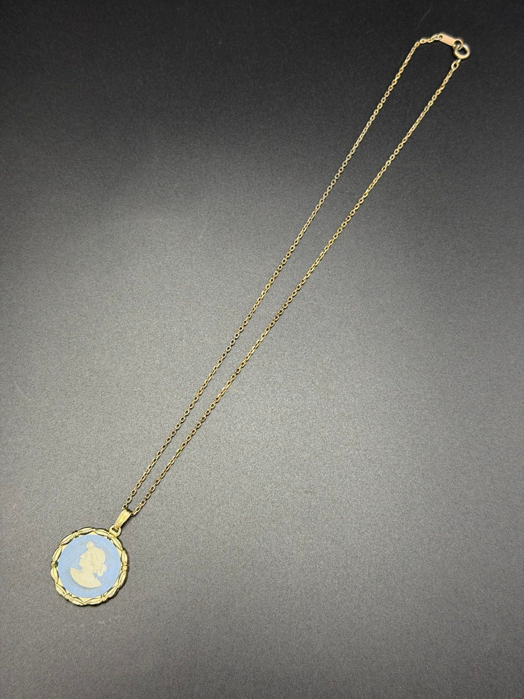 WEDGWOOD Ceramic Embossed Necklace