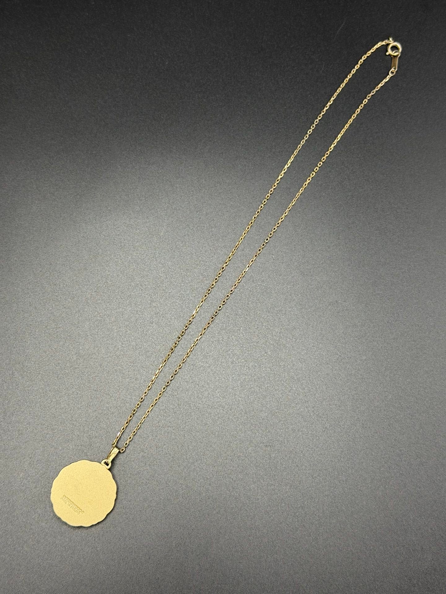 WEDGWOOD Ceramic Embossed Necklace
