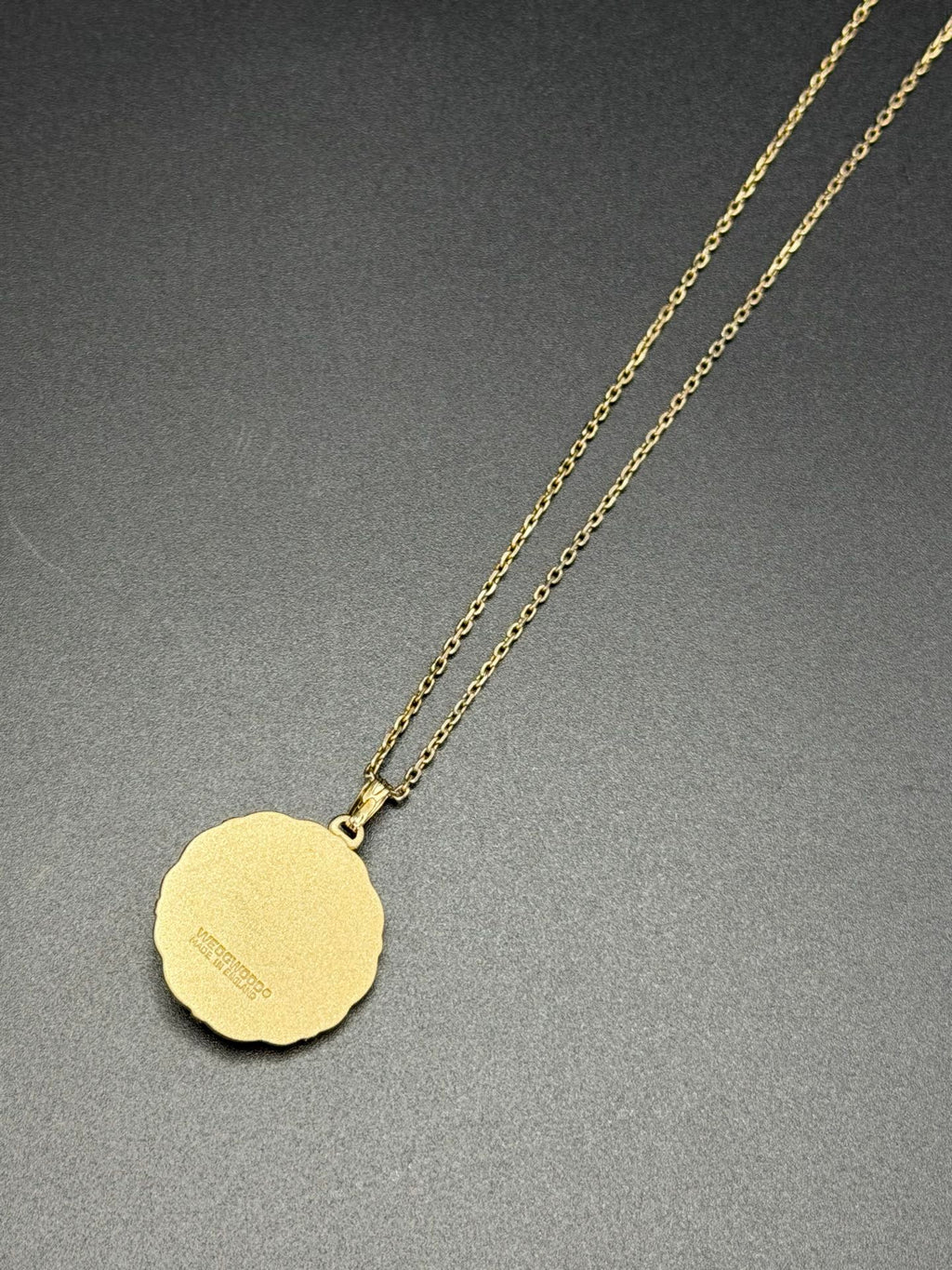 WEDGWOOD Ceramic Embossed Necklace