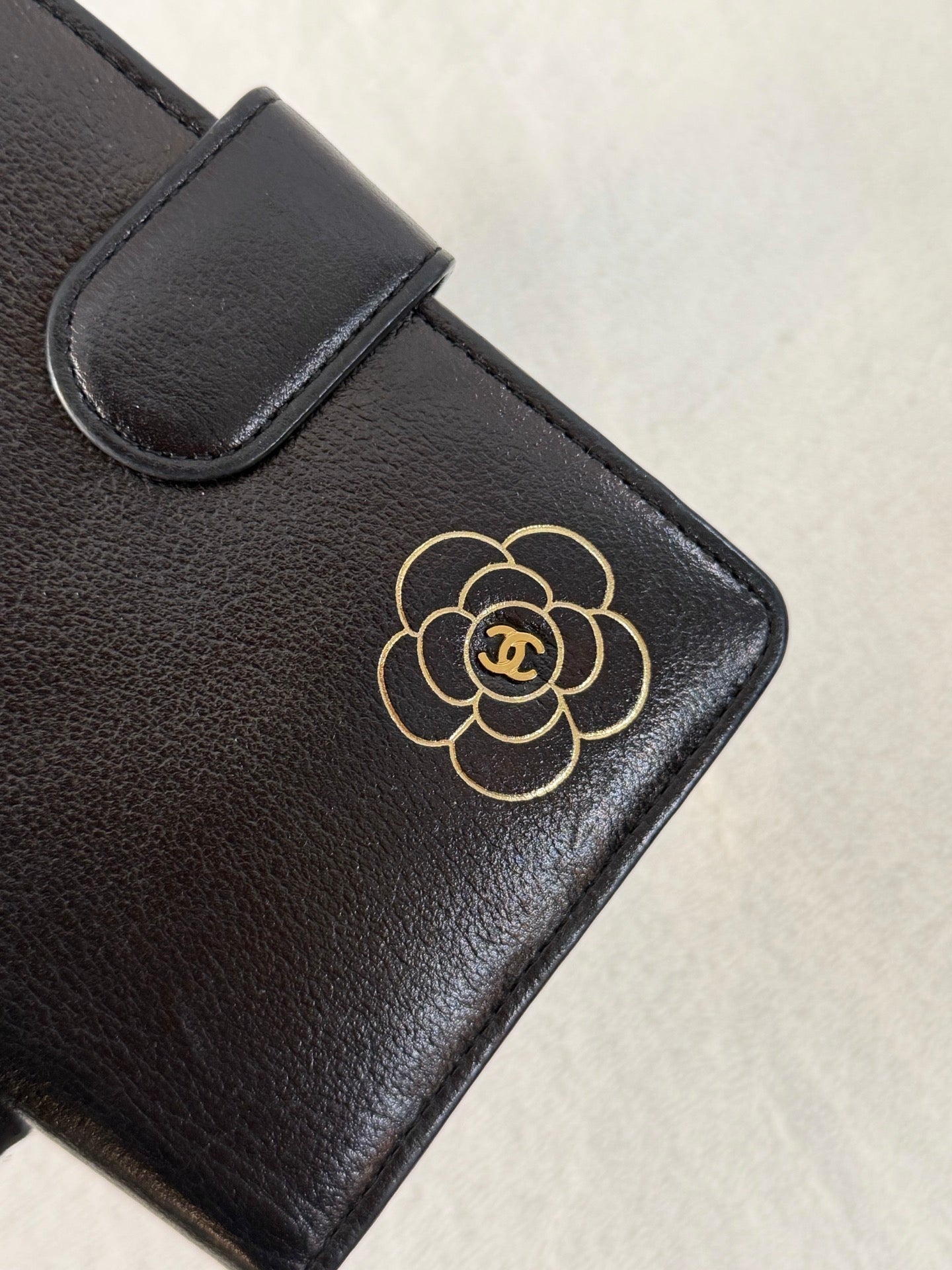 CHANEL Camellia Leather Wallet
