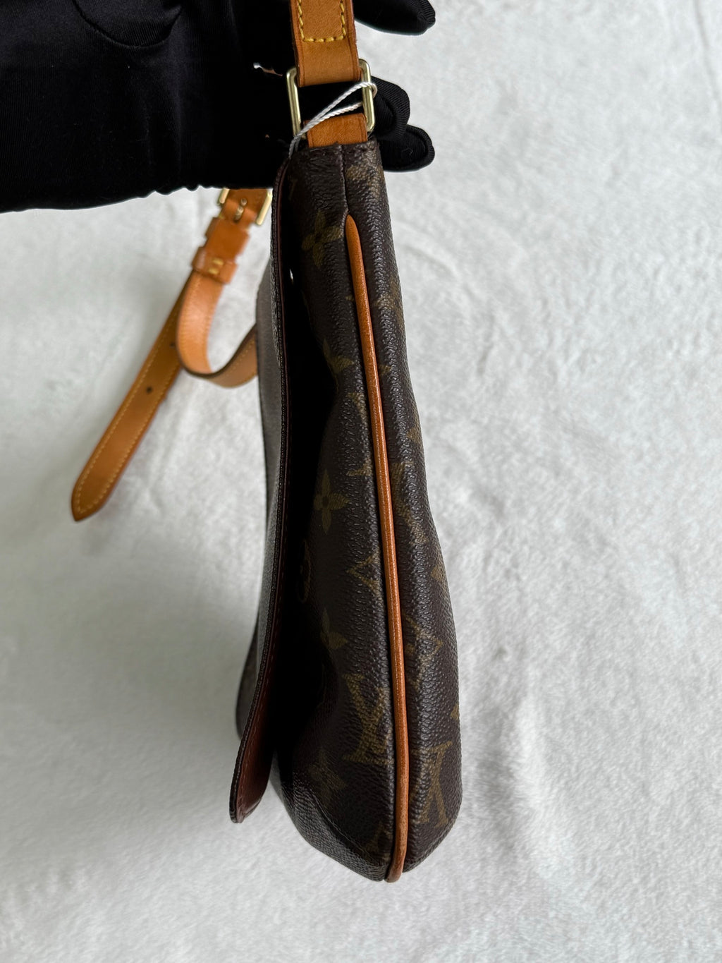 LOUIS VUITTON Monogram Flap Shoulderbag