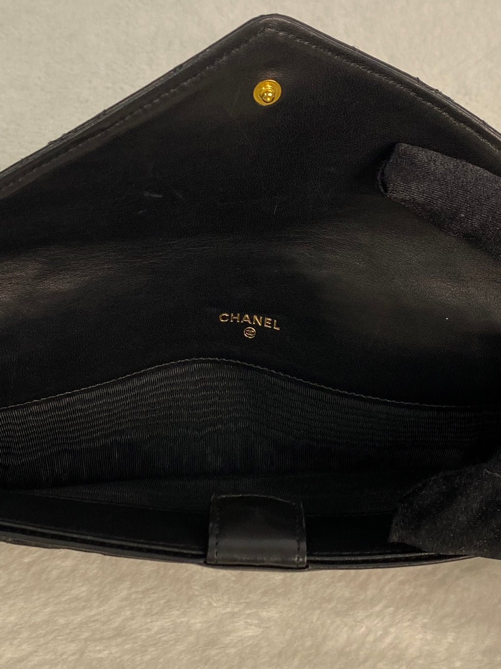 CHANEL Leather Bifold Wallet