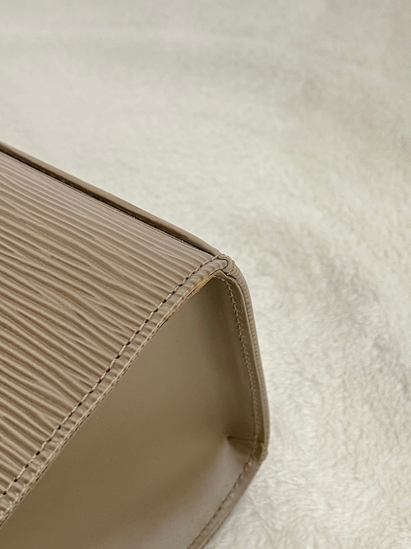 LOUIS VUITTON Epi Collection Handbag