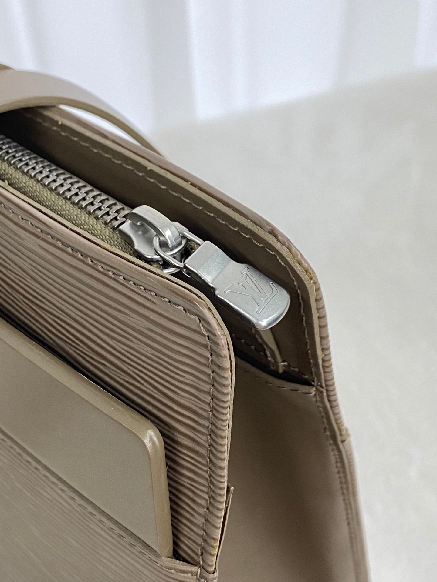 LOUIS VUITTON Epi Collection Handbag
