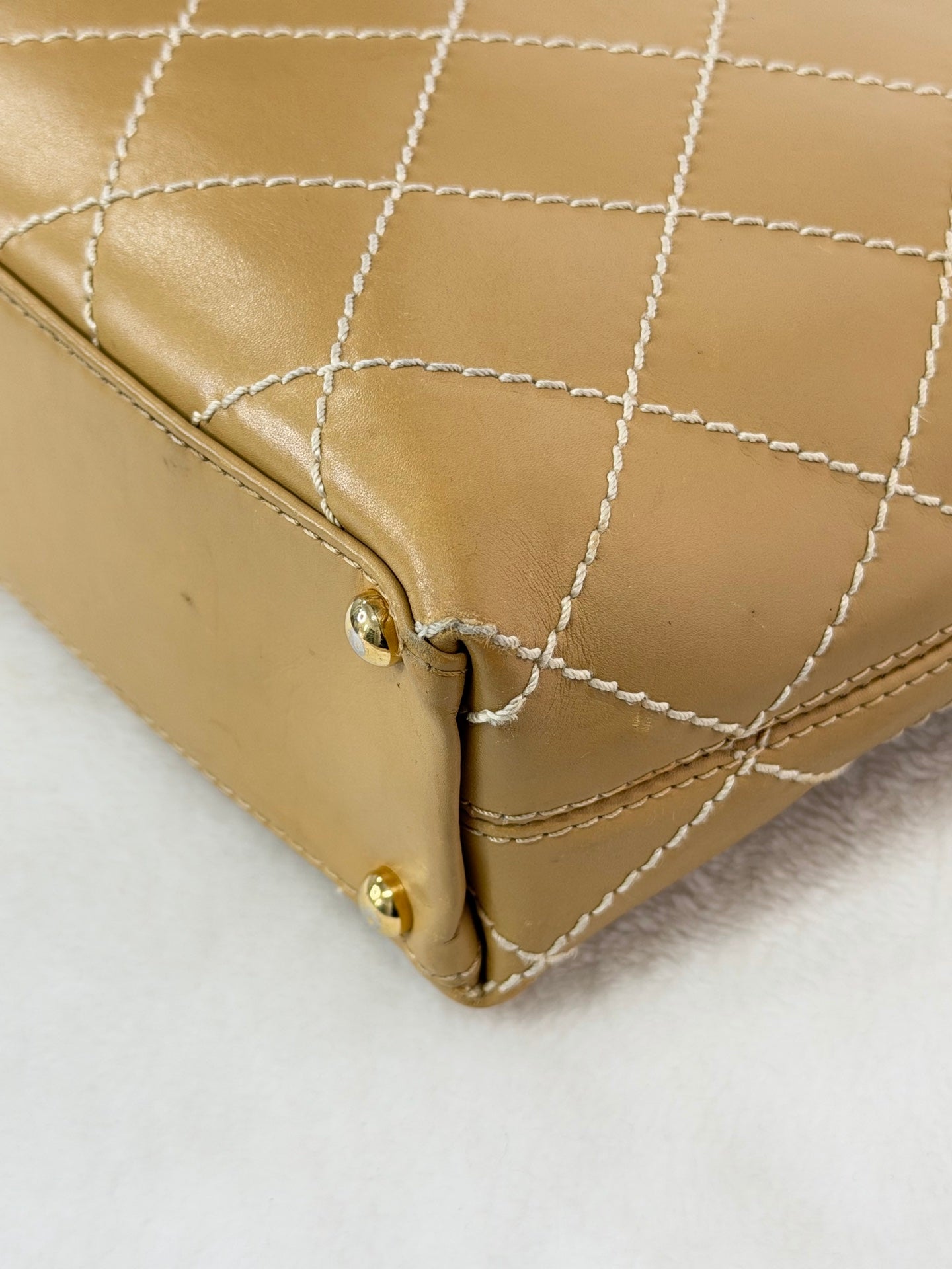 CHANEL Wild Stitch Totebag Beige